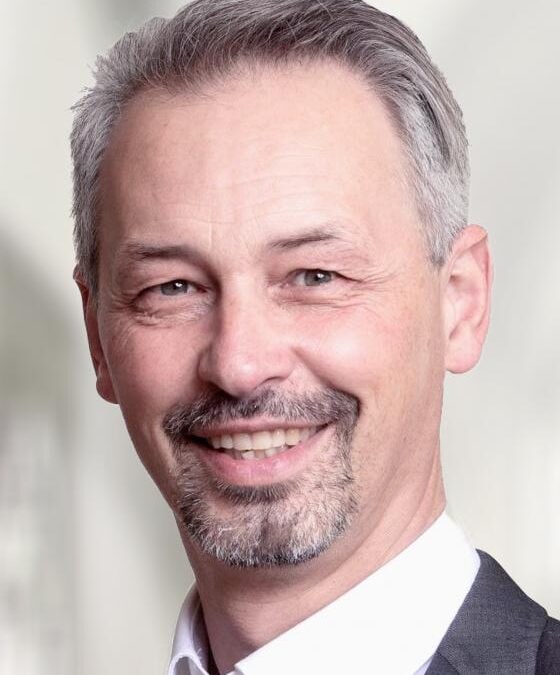 Mesterséges intelligencia alapú oktatók a felnőttképzésben